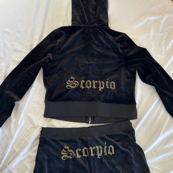 Juicy Couture Pants - Juicy Couture Bling Scorpio Velour Track Suit
